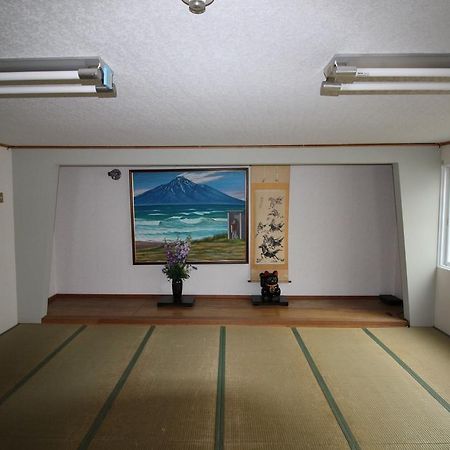 Ryokan Saihokutei Rishirifuji Exterior foto